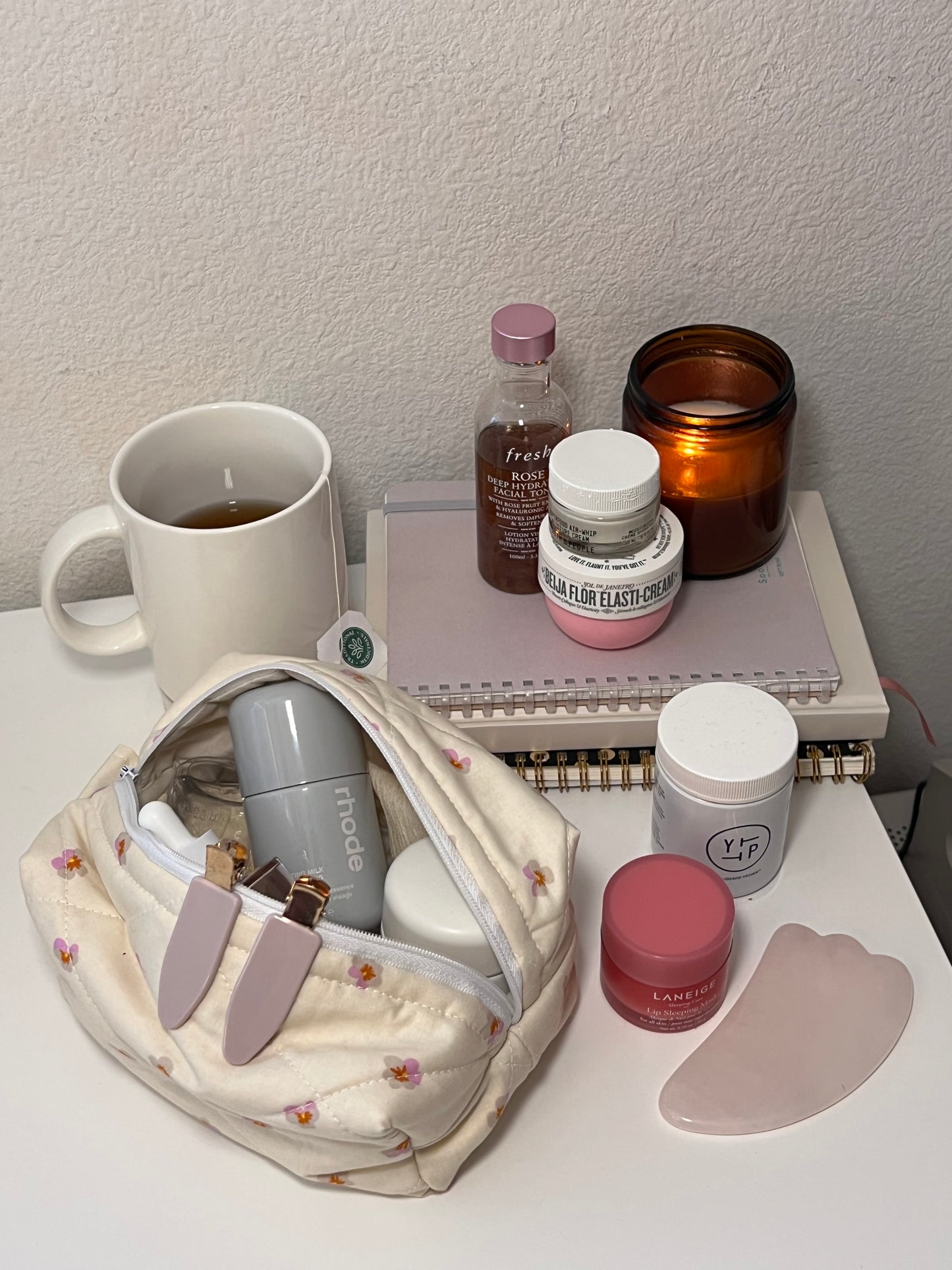 Beauty Bag in Darling