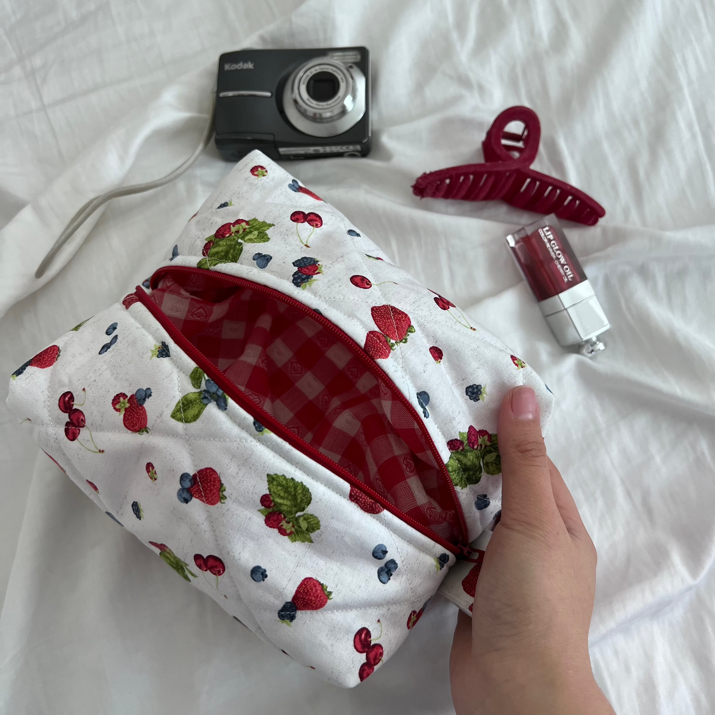 Beauty Bag in Juneberry