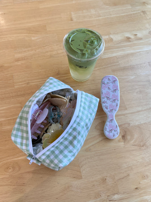 Beauty Bag in Matcha Latte